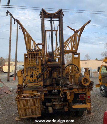 Mobile B61 Drilling Rig - 1989 Built for Sale